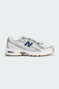 740 - Baskets | Bleu