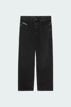 2001 D-MACRO - Jean | Noir