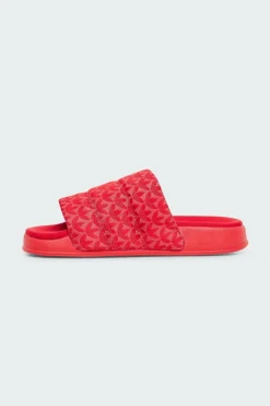 ADILETTE ESSENTIAL - Claquettes | Rouge