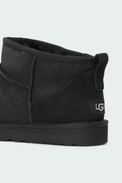 CLASSIC ULTRA MINI - Bottines | Noir