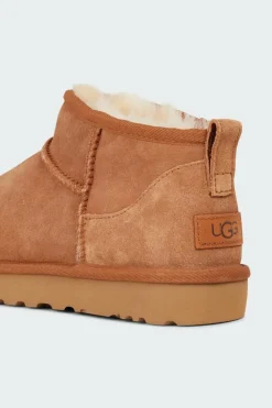 CLASSIC ULTRA MINI - Bottines | Marron