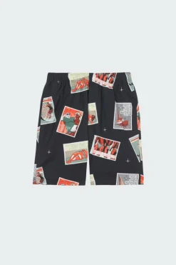 Holidays - Short | Noir