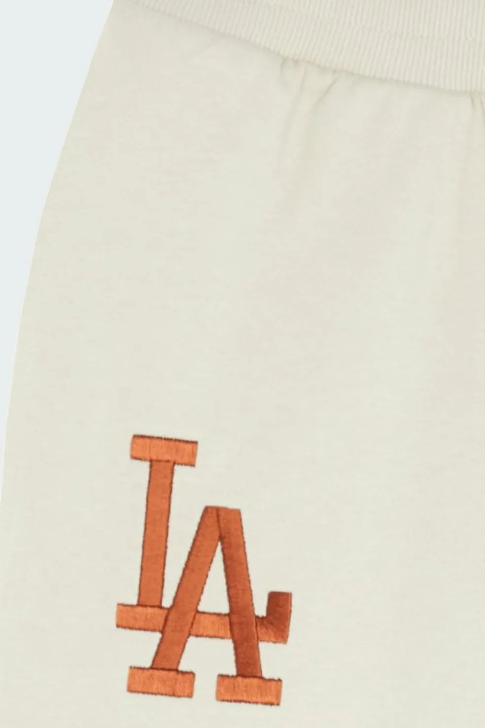 LEAGUE ESSENTIAL - Short | Beige