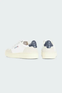 MEDALIST LOW - Baskets | Blanc