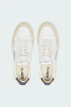 MEDALIST LOW - Baskets | Blanc