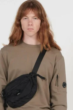 NYLON B CROSSBODY PACK - Sac banane | Noir