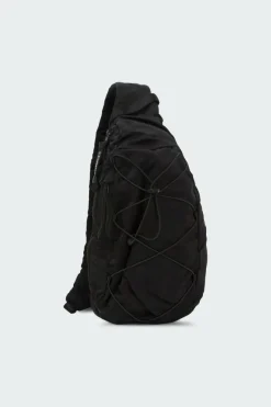 NYLON B CROSSBODY RUCKSACK - Banane | Noir