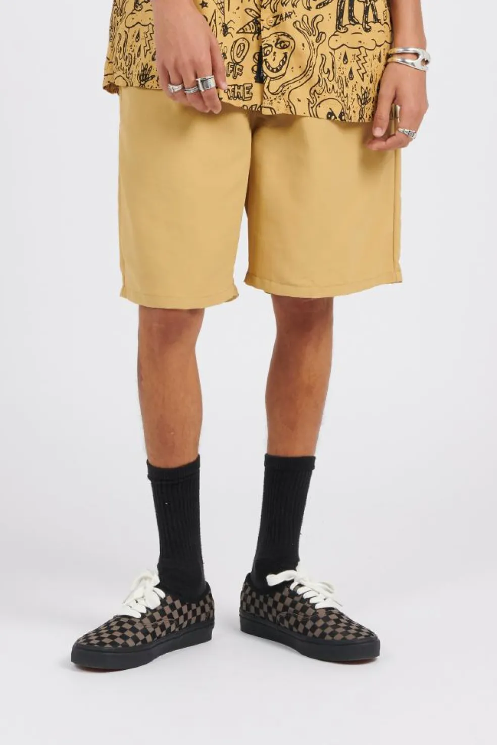 RANGE NYLON LOOSE SHORT - Short | Beige