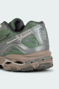 SHOE WAVE RIDER - Baskets | Vert