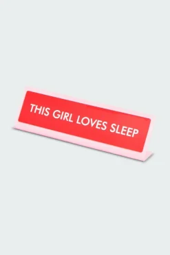 This Girl Loves Sleep Deskplate Sign - Plaque de bureau | Rouge