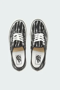 UA AUTHENTIC 44 DX - Baskets | Noir