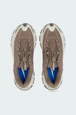 VOMERO ROAM LIGHT BONE - Baskets | Marron